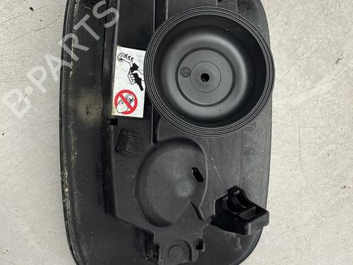 fuel-flap-renault-megane-iv-hatchback-b9amn_-2015-32981315 main image