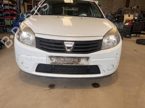Used Front bumper DACIA SANDERO 1.4 (BS0C, BS0A, BS0G, BS1F, BS0E) (75 hp) 30392063