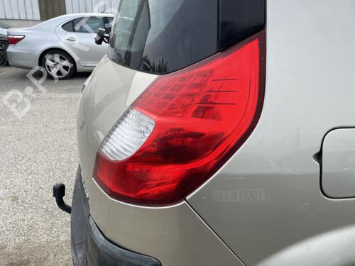 Used Right taillight Right taillight RENAULT SCÉNIC II (JM0/1_) 1.5 dCi (JM1E, JM16) (106 hp) 35807910 35807910