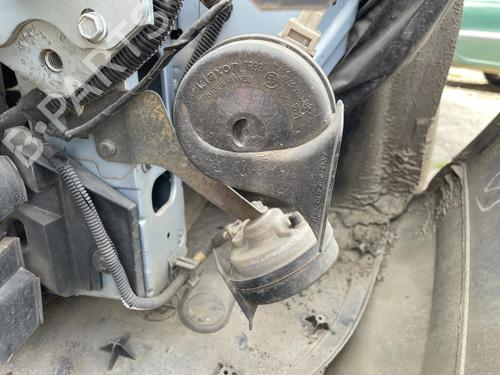 horn-citroen-c5-i-dc_-2001-2002-2003-2004-2005-36285732 main image