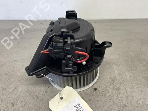 Used Fuel pump Fuel pump SEAT IBIZA V (KJ1, KJG) 1.0 (75 hp) 33206367 33206367