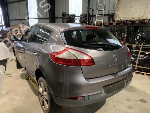 Left mirror glass RENAULT MEGANE III Hatchback (BZ0/1_, B3_) 1.9 dCi (BZ0N, BZ0J) | BP26422567C148 