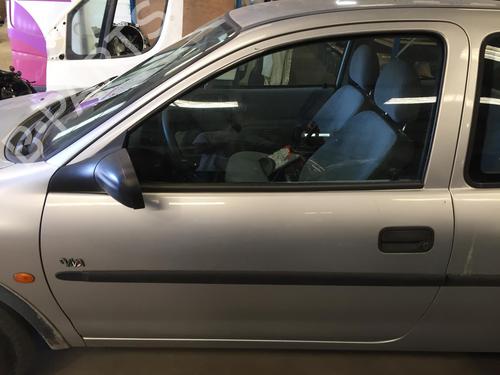Venstre fortil lås OPEL CORSA B (S93) 1.4 i (F08, F68, M68) (60 hp) 29326889