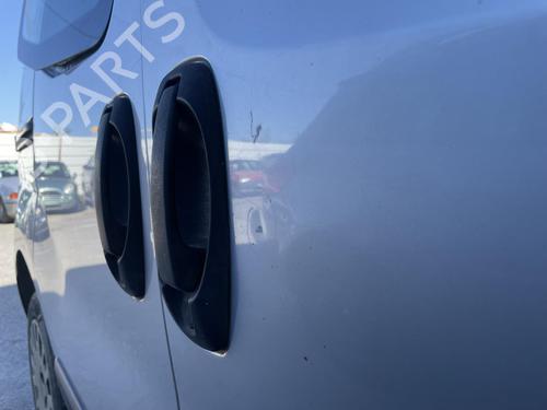 Right front door FIAT QUBO (225_) 1.3 D Multijet (225CXB1A, 225AXB1A, 225CXB11, 225AXB11,... | BP27275015C3 