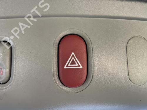 Used Warning switch RENAULT ESPACE III (JE0_) 2.2 dCi (JE0K) (130 hp) 26886821
