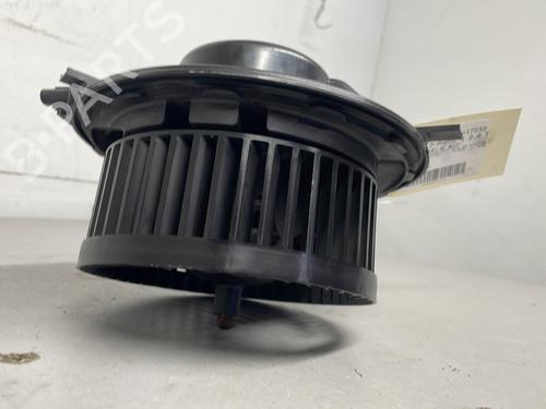 Heater blower motor VW GOLF VII (5G1, BQ1, BE1, BE2) 2.0 TDI | BP26424529M62 
