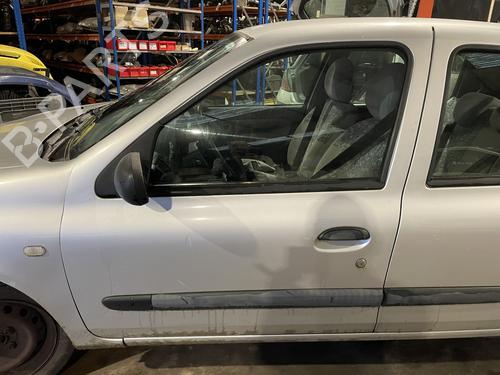 Used Left front window switch Left front window switch RENAULT CLIO II (BB_, CB_) 1.2 16V (BB05, BB0W, BB11, BB27, BB2T, BB2U, BB2V, CB05,... (75 hp) 32451907 32451907