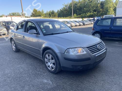 Højre Styrespindel Lejehus VW PASSAT B5.5 (3B3) 1.9 TDI (130 hp) 26411623