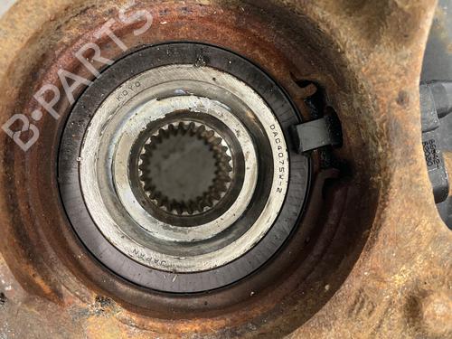Used Right front steering knuckle Right front steering knuckle 33945870 33945870