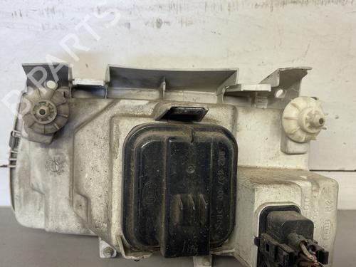 Right headlight VW POLO III (6N1) 60 1.4 | BP26418459C29 