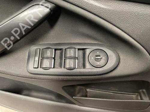 Used Left front window switch FORD KUGA I 2.0 TDCi (140 hp) 26427869