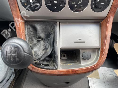 Used Ashtray KIA CARNIVAL I (UP) 2.9 TDi (126 hp) 27264829