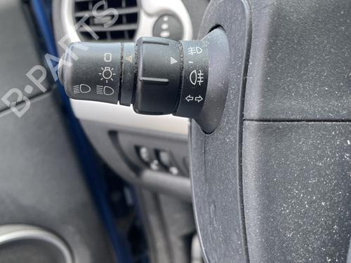 Used Switch RENAULT CLIO III (BR0/1, CR0/1) 1.5 dCi (BR17, CR17) (86 hp) 26436397