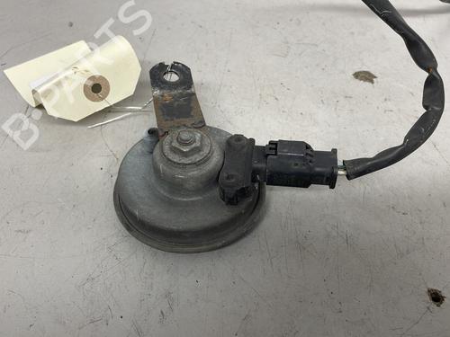 horn-citroen-c4-cactus-2014-30083042 main image