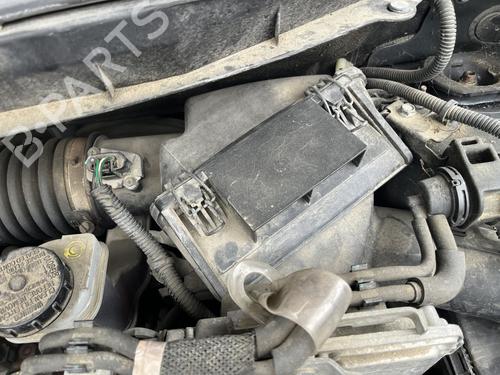 Used Air filter box Air filter box RENAULT KOLEOS I (HY_) 2.0 dCi 4x4 (HY0K) (150 hp) 36521229 36521229