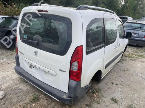 right-taillight-peugeot-partner-tepee-2008-38227513 main image