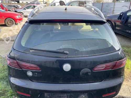 Used Third brake light Third brake light ALFA ROMEO 159 Sportwagon (939_) 1.9 JTDM 8V (939BXE1B) (120 hp) 33475445 33475445