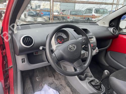 Used Instrument cluster Instrument cluster TOYOTA AYGO (_B1_) 1.0 (KGB10_, KGB10R) (68 hp) 31376865 31376865