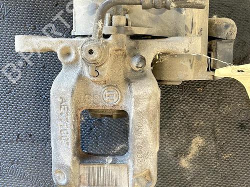 Used Right rear brake caliper CITROËN C4 Picasso II 1.6 HDi / BlueHDi 115 (115 hp) 26427911