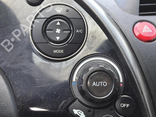 Used Climate control HONDA CIVIC VIII Hatchback (FN, FK) 2.2 CTDi (FK3) (140 hp) 30307517