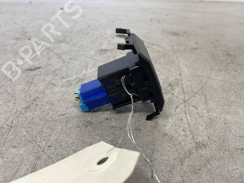 Warning switch SEAT IBIZA V (KJ1, KJG) 1.0 | BP33206315I22 - Image 3