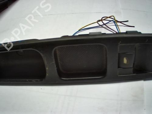 Used Right front window switch Right front window switch PEUGEOT 307 Break (3E) 2.0 HDI 110 (107 hp) 26417475 26417475