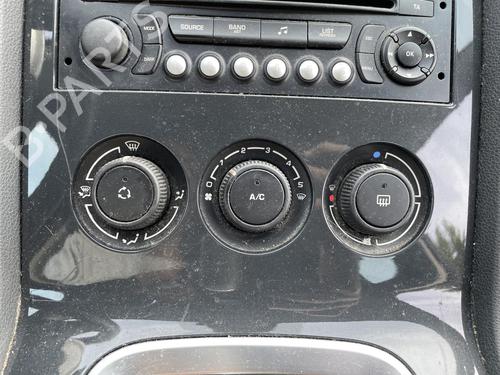 Used Climate control Climate control PEUGEOT 5008 (0U_, 0E_) 1.6 HDi (112 hp) 36171050 36171050