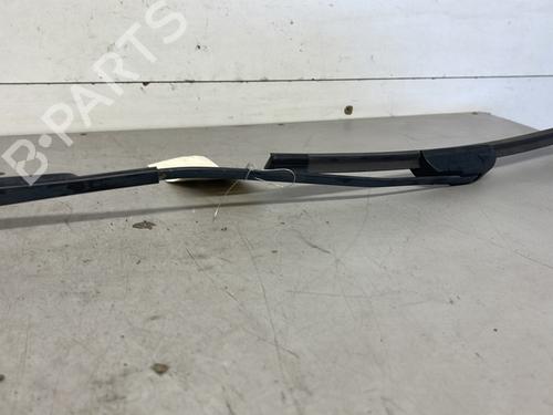 front-windshield-wiper-arm-nissan-note-e12-2012-26412404 main image