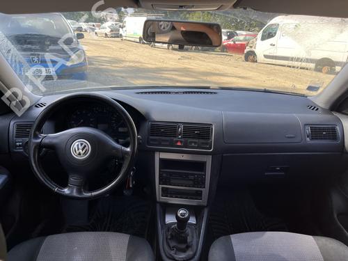 Vano posta oggetti Vano posta oggetti VW GOLF IV (1J1) 1.6 16V (105 hp) 36784096 36784096