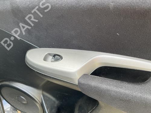 Used Right rear window switch Right rear window switch 36684183 36684183