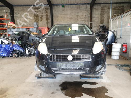 Right headlight FIAT GRANDE PUNTO (199_) 1.3 D Multijet | BP26427074C29