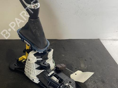 Used Gear lever Gear lever RENAULT ZOE (BFM_) ZOE (88 hp) 26427828 26427828