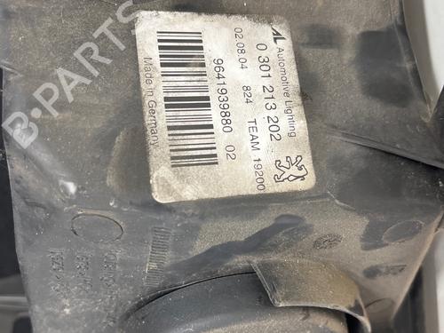 Used Right headlight Right headlight PEUGEOT 407 (6D_) 1.8 16V (6D6FYC) (125 hp) 40017095 40017095