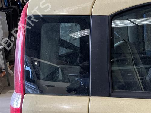 Panel rude bagtil højre Panel rude bagtil højre FIAT PANDA (169_) 1.2 (169.AXB11, 169.AXB1A) (60 hp) 34173056 34173056