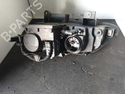 Used Right headlight RENAULT ESPACE III (JE0_) 2.0 16V (JE0N, JE0L, JE02) (140 hp) 26427752