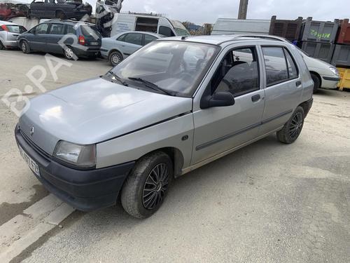 Right headlight RENAULT CLIO I (B/C57_, 5/357_) 1.2 (B/C/S572) | BP26422517C29 