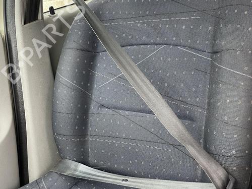 Used Seat buckle RENAULT CLIO II (BB_, CB_) 1.5 dCi (B/CB07) (65 hp) 30181207