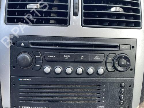 Used Radio Radio 36948869 36948869