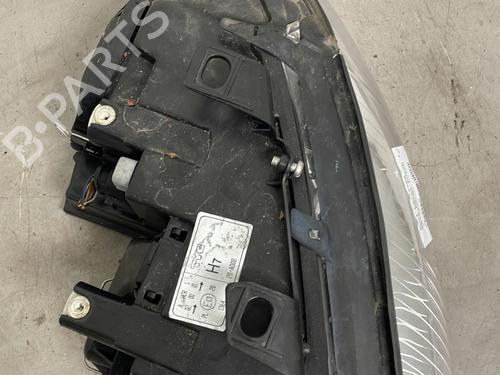 Left headlight AUDI A4 B6 Avant (8E5) 2.5 TDI | BP31997957C28