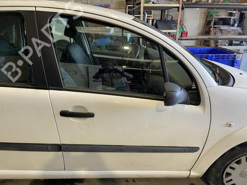 Interrupteur de vitre avant droite CITROËN C3 I (FC_, FN_) 1.4 HDi (68 hp) 30791855