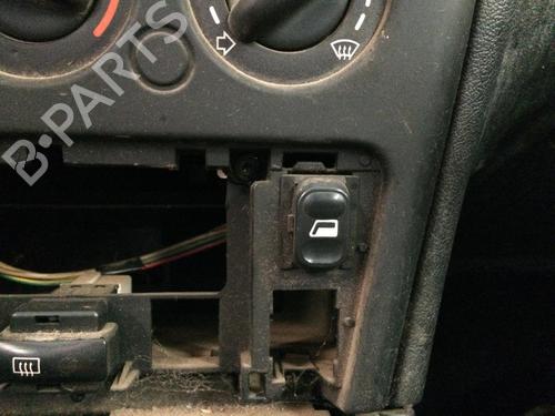 Used Right front window switch CITROËN XSARA (N1) 1.9 D (70 hp) 26417759
