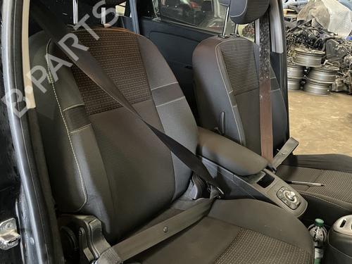 seat-buckle-renault-grand-scenic-iii-jz01_-2009-2010-2011-2012-2013-2014-2015-2016-32184936 main image