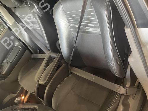 Used Seat buckle RENAULT SCÉNIC II (JM0/1_) 1.6 (JM0C, JM0J, JM1B) (113 hp) 26424868