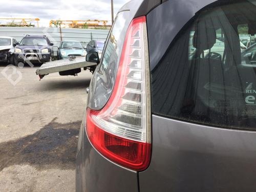 Used Left taillight RENAULT SCÉNIC III (JZ0/1_) 1.6 dCi (JZ00, JZ12) (130 hp) 27873296
