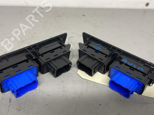 switch-citroen-c-elysee-dd_-2012-26413370 main image