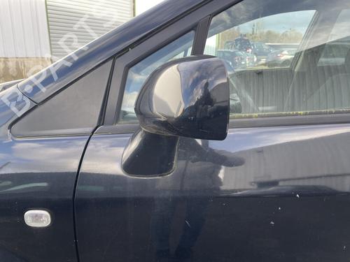 Rétroviseur gauche TOYOTA COROLLA Verso (ZER_, ZZE12_, R1_) 2.2 D-4D (AUR10_, AUR10R) (136 hp) 31968127