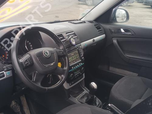 Headlight switch SKODA YETI (5L) 2.0 TDI | BP26416763I24 