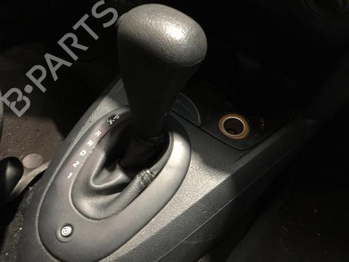 Middle console RENAULT CLIO II (BB_, CB_) 1.4 16V (B/CB0P, BB13) | BP29456303I22 