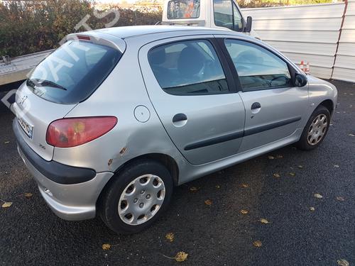 Left headlight PEUGEOT 206 Hatchback (2A/C) 1.4 i | BP30902525C28