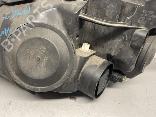 Right headlight CITROËN C4 Picasso I MPV (UD_) 1.6 HDi | BP29999703C29